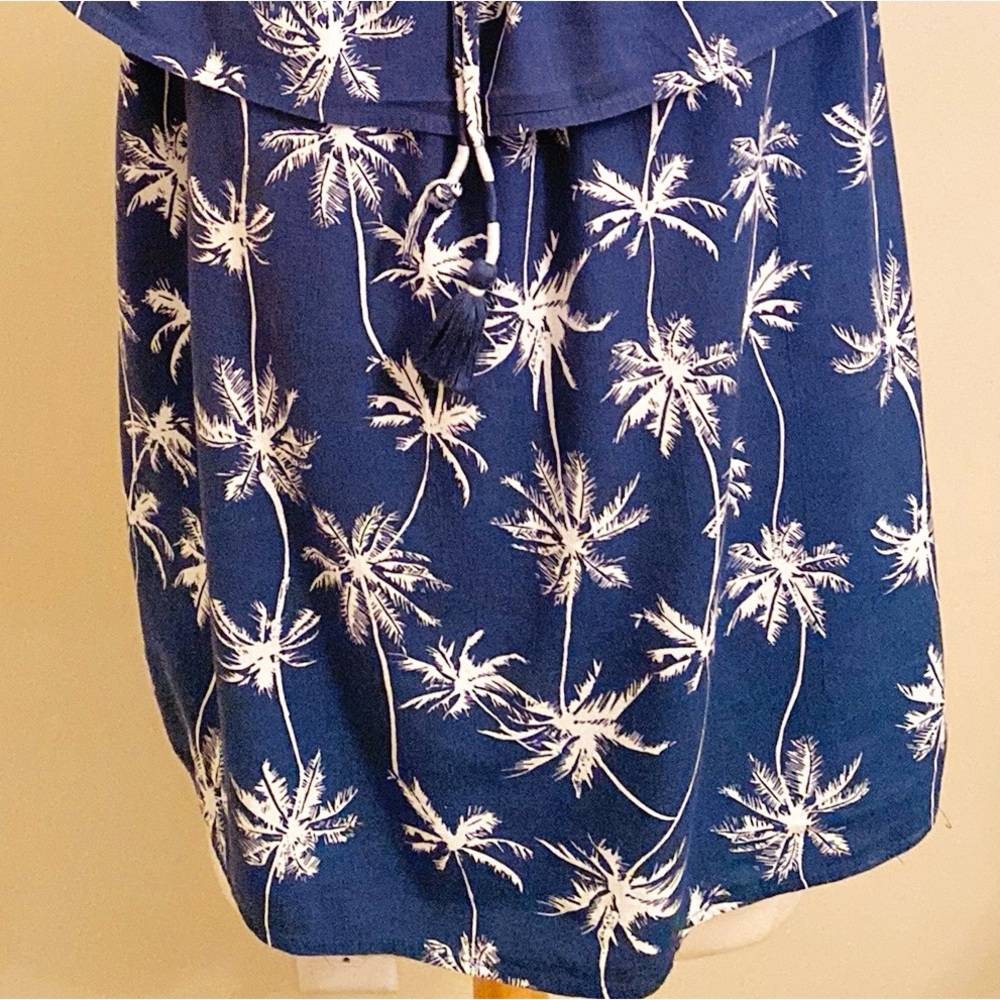 Style & Co Blue White Palm Tree Print SZ L Boho Casual Chic Beachy Summer Top - Picture 3 of 13